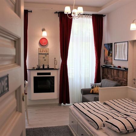 Belvarosi Apartmanszallo - Kiskunfélegyháza 外观 照片