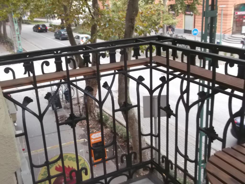 Belvarosi Apartmanszallo - Kiskunfélegyháza 外观 照片