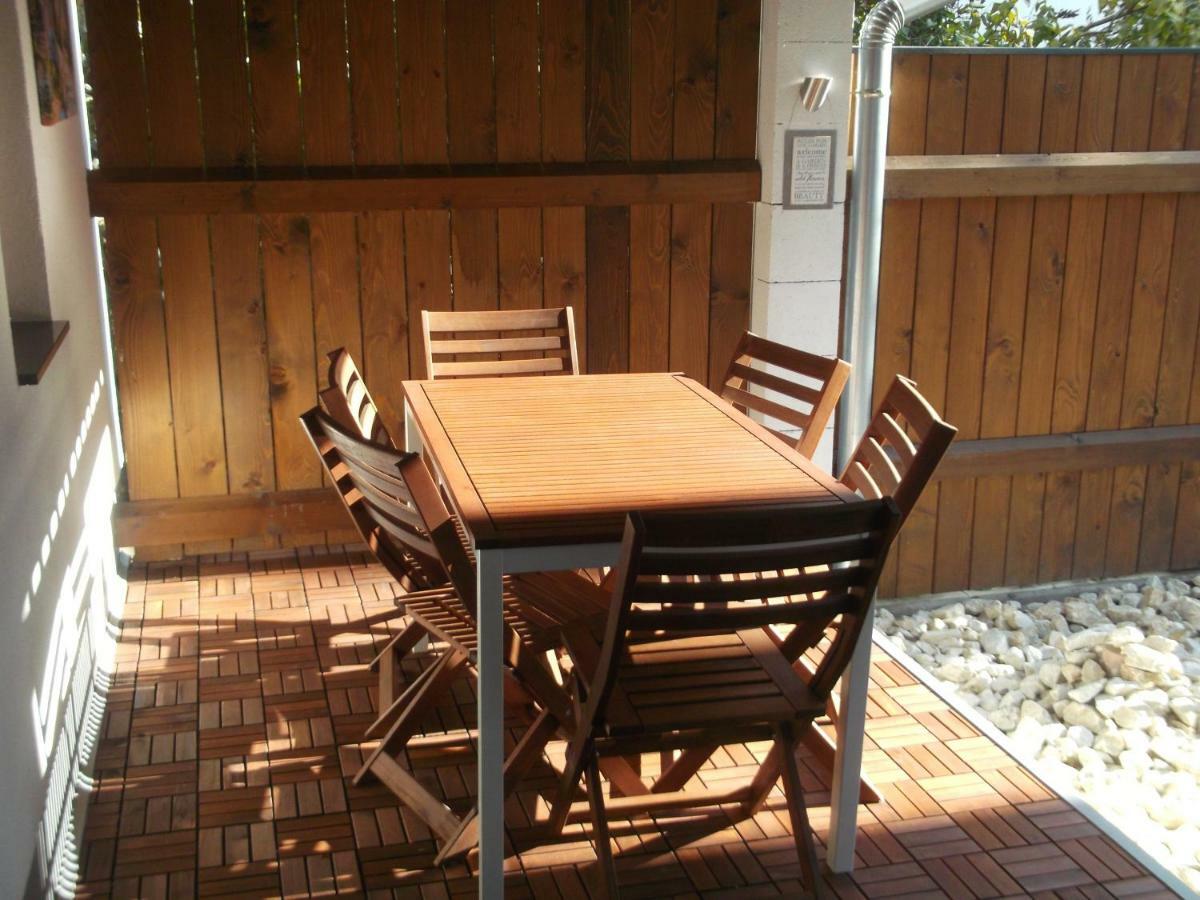 Belvarosi Apartmanszallo - Kiskunfélegyháza 外观 照片