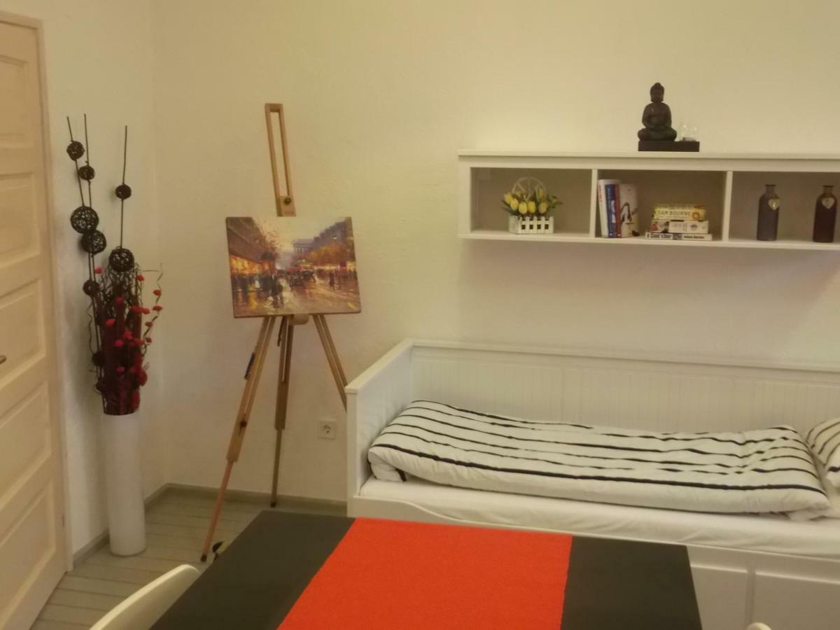 Belvarosi Apartmanszallo - Kiskunfélegyháza 外观 照片