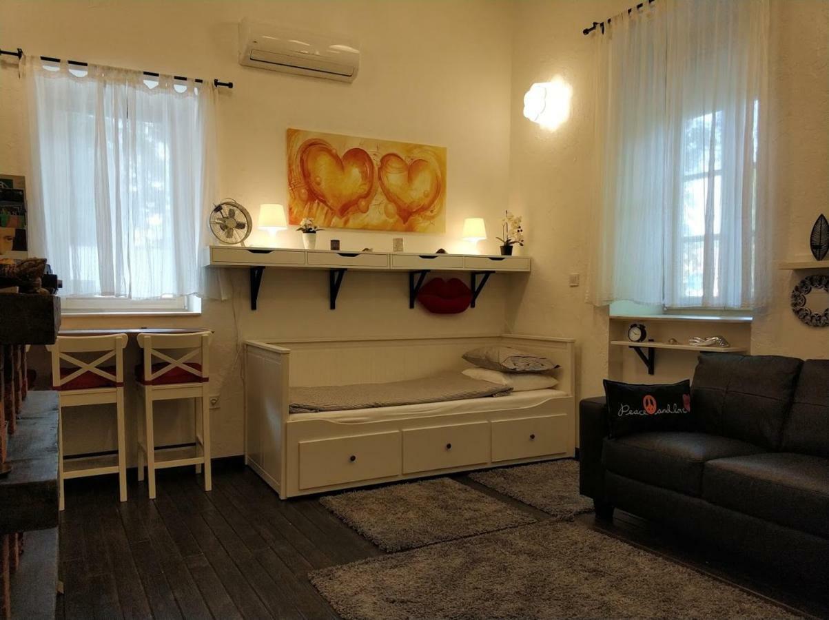 Belvarosi Apartmanszallo - Kiskunfélegyháza 外观 照片